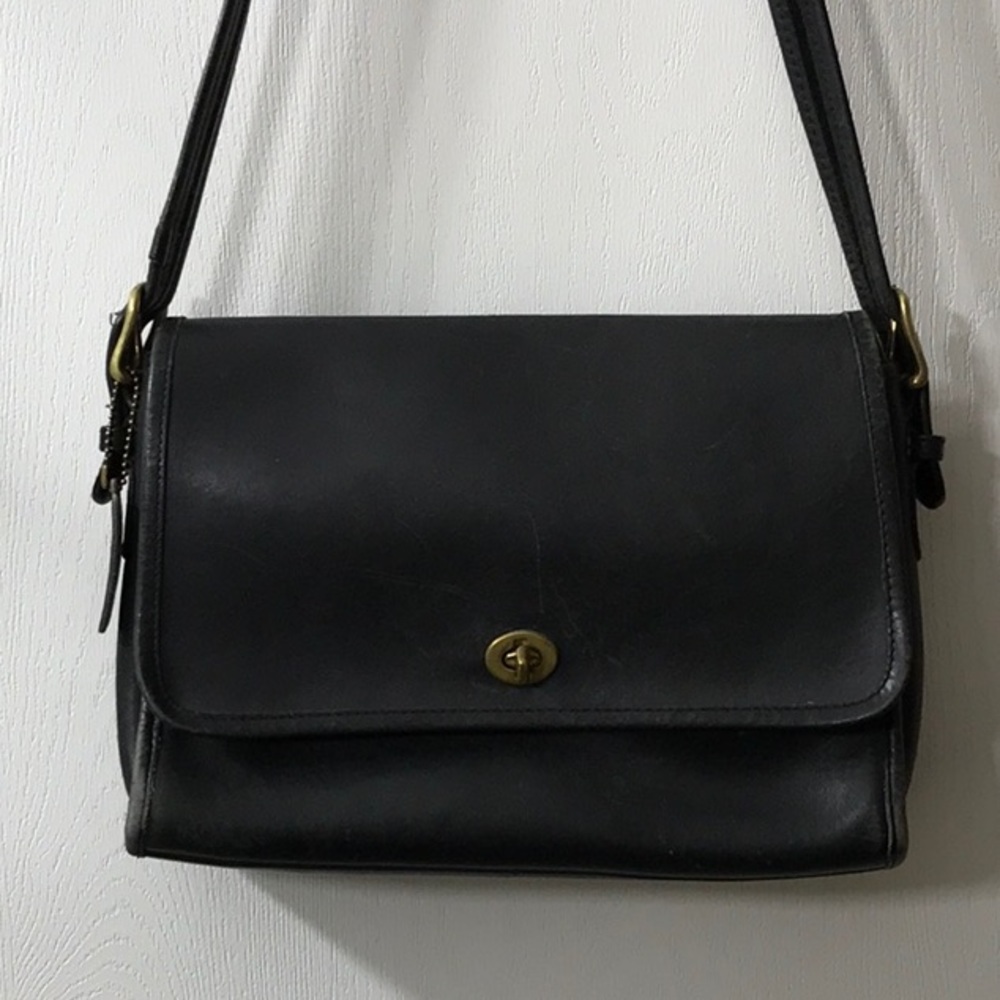 Vintage COACH cross body bag